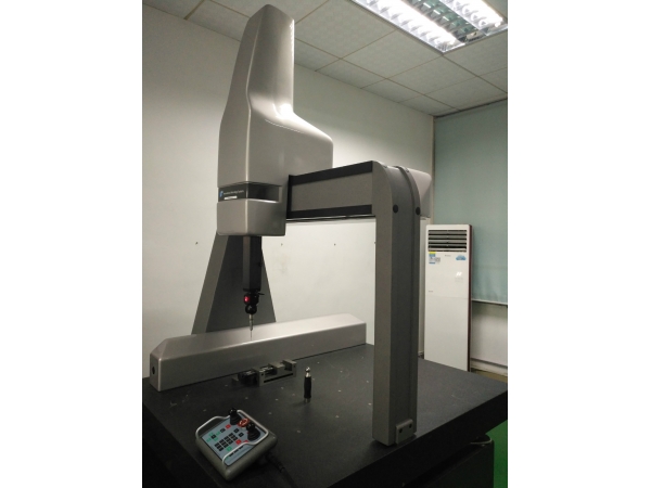 New three-dimensional CMM